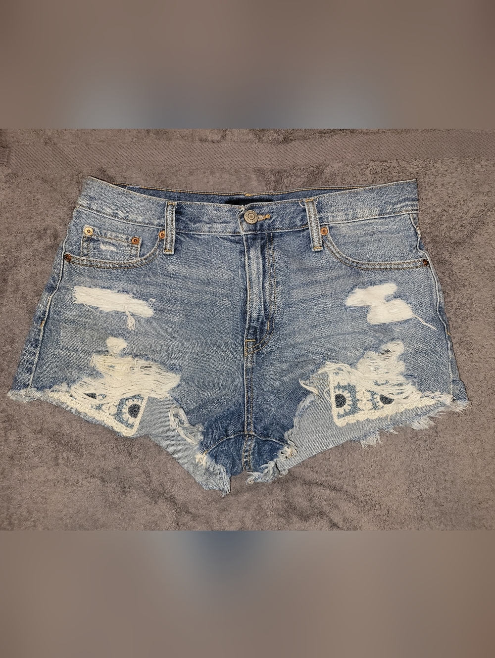 Aeropostale Light Blue Distressed Denim Shorts With Granny Square Pockets